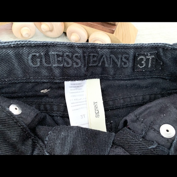 Guess Jeans 3T Toddler Destroyed Black Skinny Jeans NWOT - Picture 3 of 3